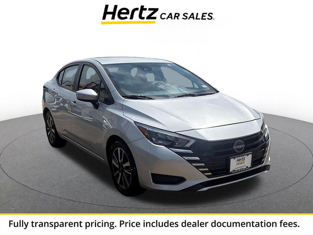 2025 Nissan Versa SV — photo 1 of 13