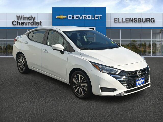 2025 Nissan Versa SV