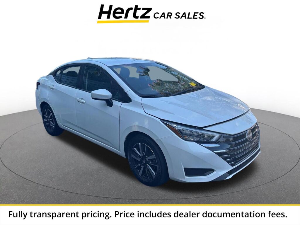 2025 Nissan Versa SV — photo 1 of 13