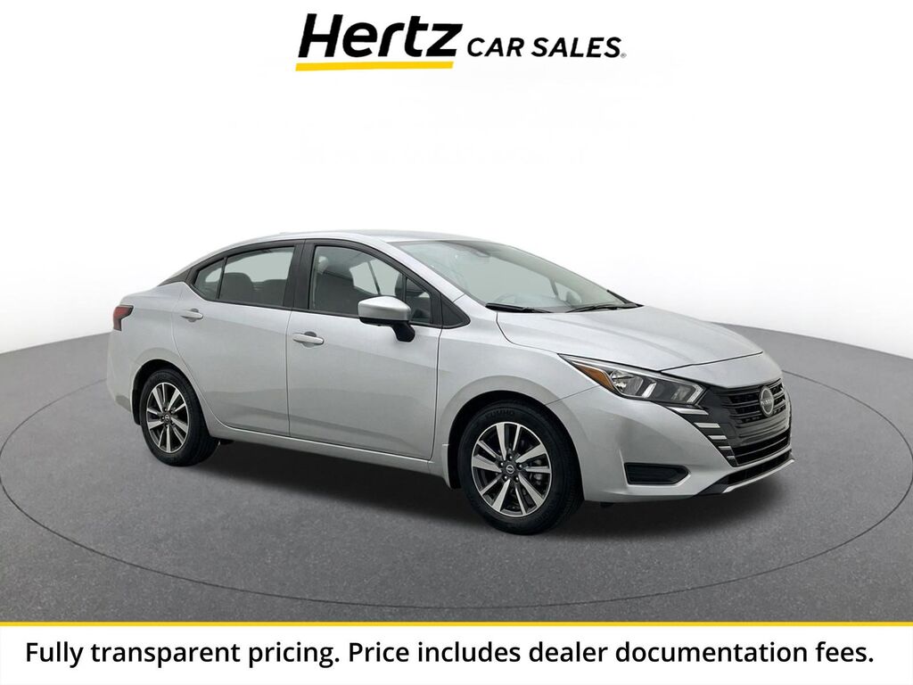 2025 Nissan Versa SV — photo 1 of 23