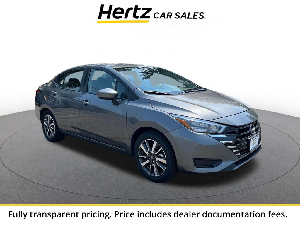 2025 Nissan Versa SV — photo 1 of 13