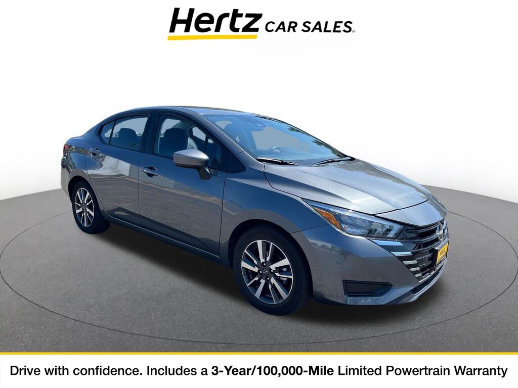 2025 Nissan Versa SV — photo 1 of 11