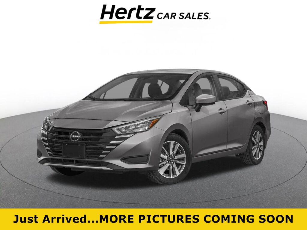 2025 Nissan Versa SV — photo 1 of 16