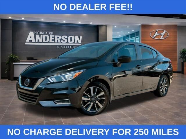 2022 Nissan Versa SV