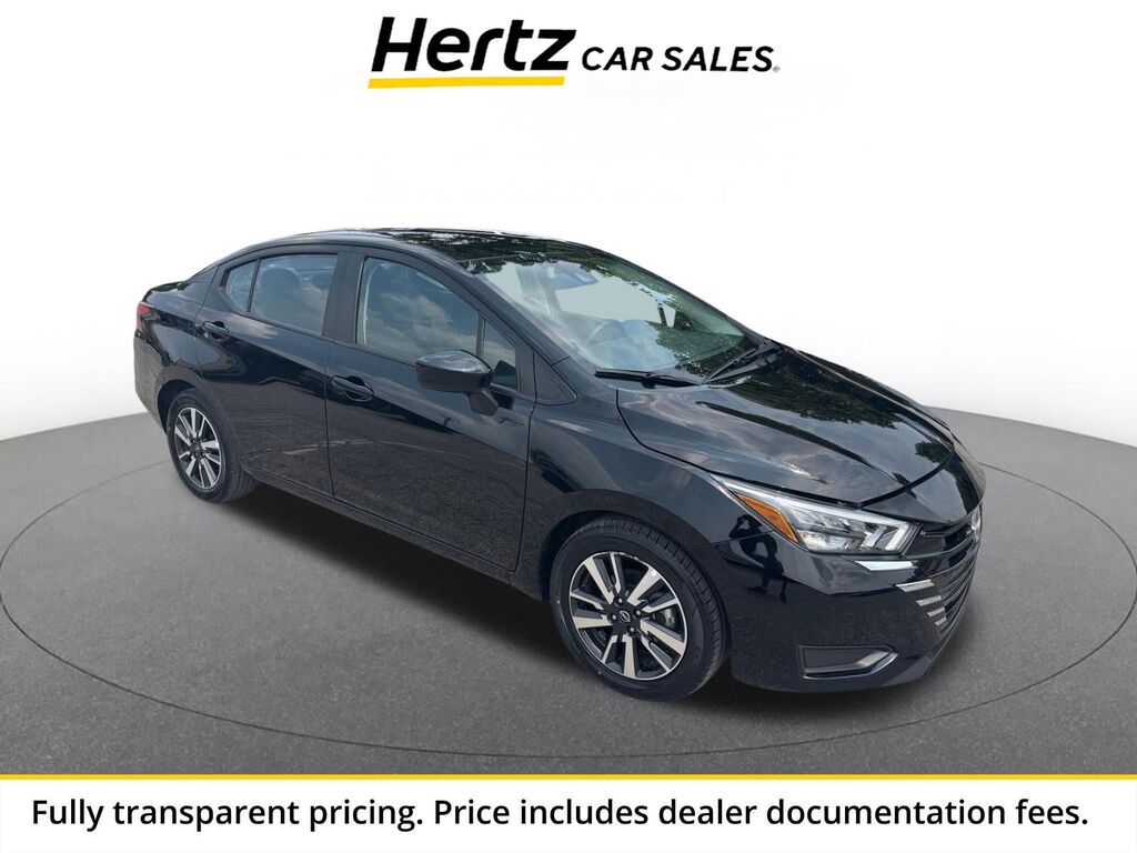 2025 Nissan Versa SV — photo 1 of 13