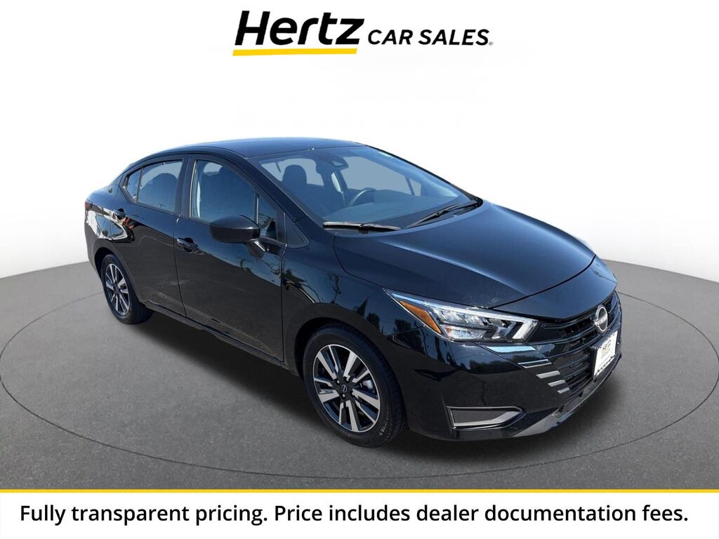 2025 Nissan Versa SV — photo 1 of 13