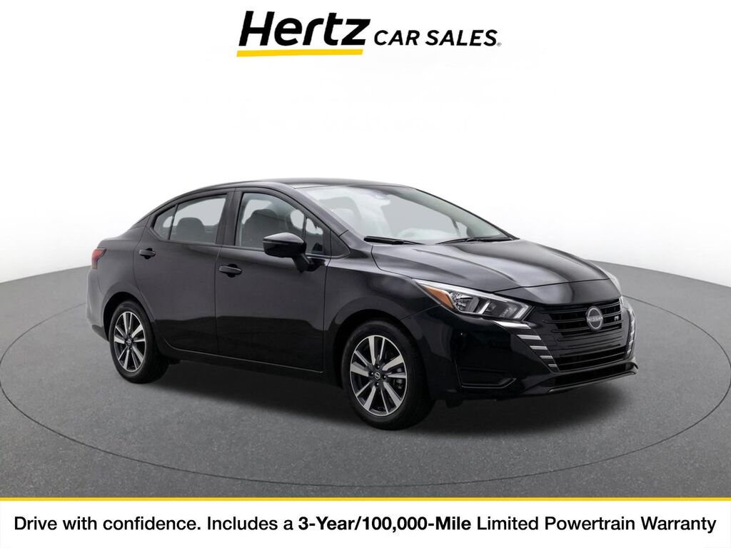 2025 Nissan Versa SV — photo 1 of 6