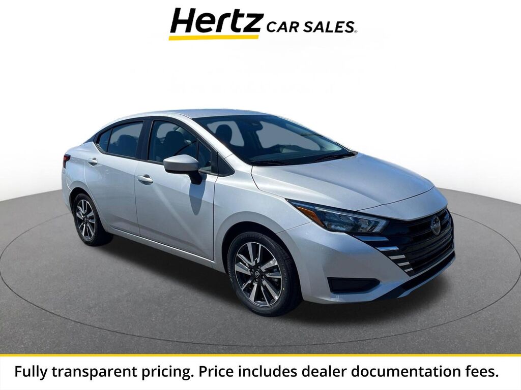 2025 Nissan Versa SV — photo 1 of 13