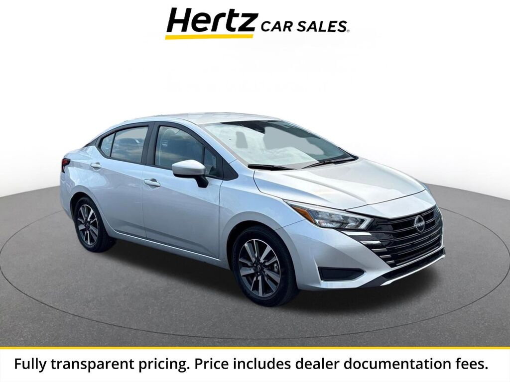 2025 Nissan Versa SV — photo 1 of 13