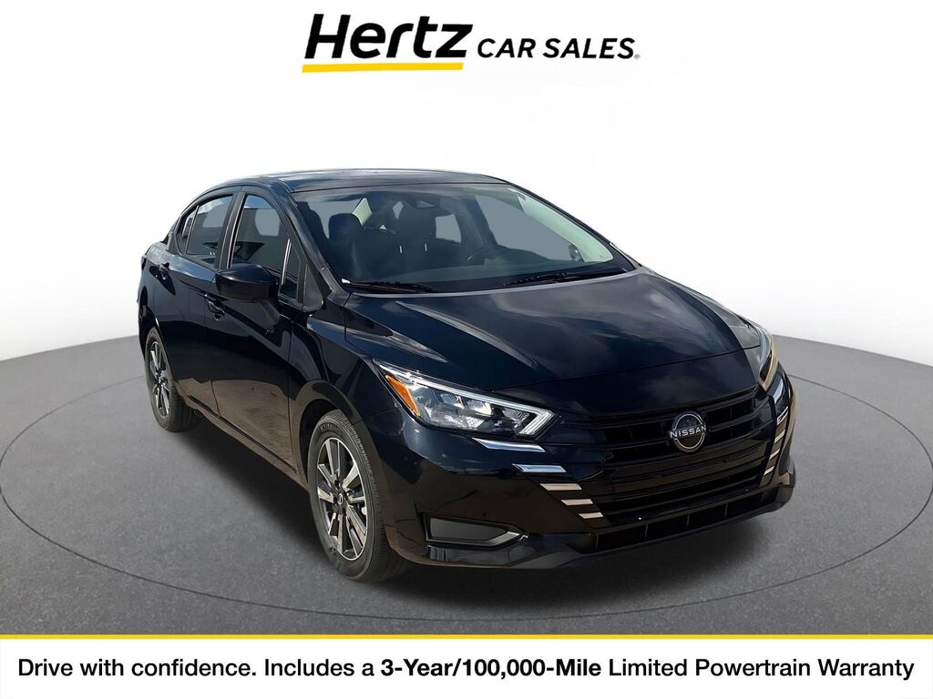2025 Nissan Versa SV — photo 1 of 11