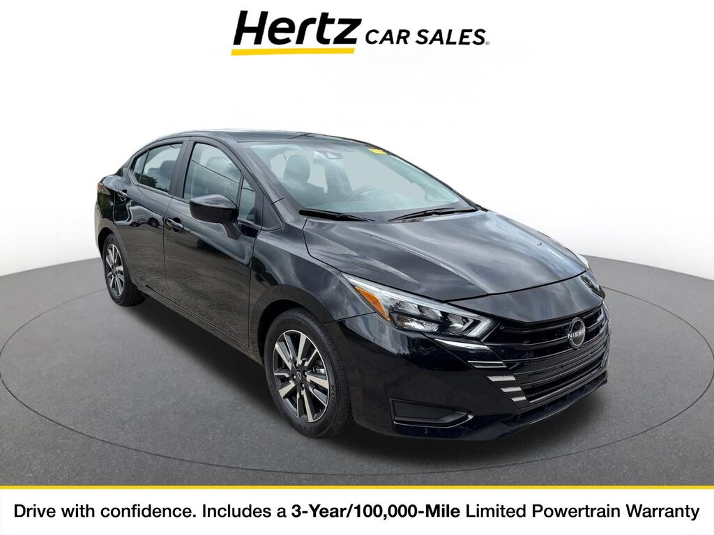 2025 Nissan Versa SV — photo 1 of 11
