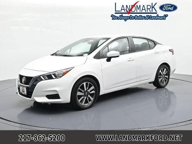 2022 Nissan Versa SV