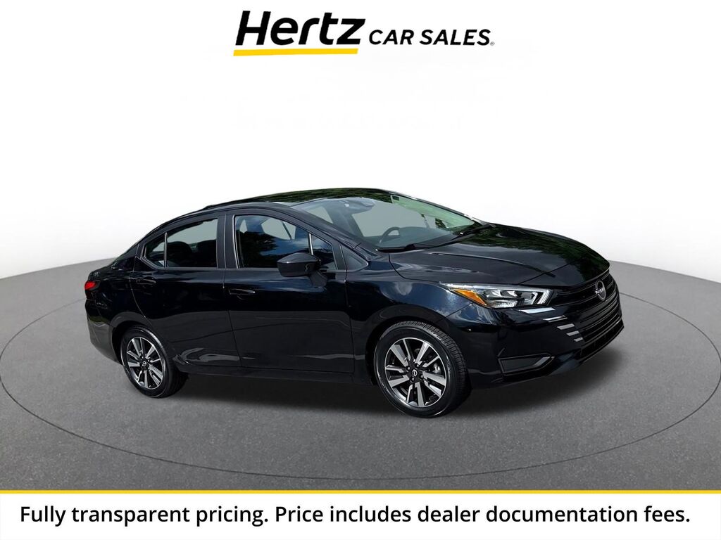 2025 Nissan Versa SV — photo 1 of 13