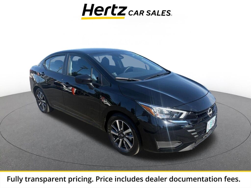 2025 Nissan Versa SV — photo 1 of 13