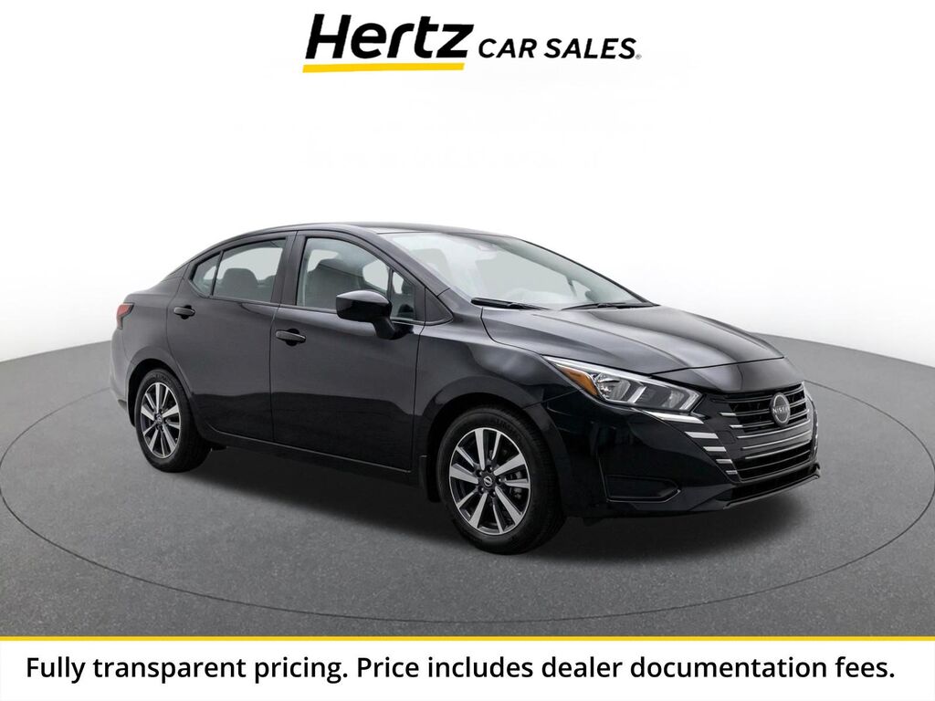 2025 Nissan Versa SV — photo 1 of 23