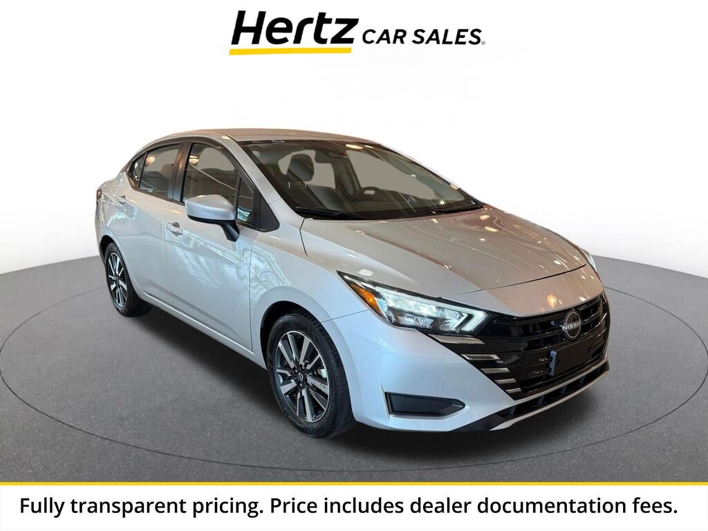 2025 Nissan Versa SV — photo 1 of 11