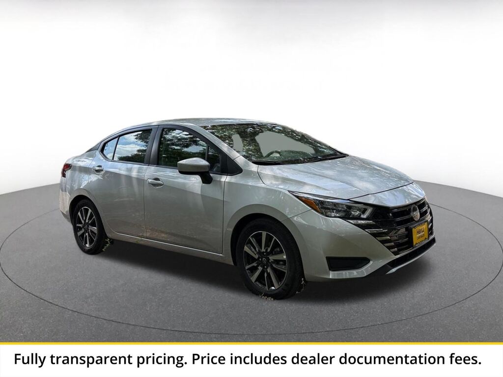 2025 Nissan Versa SV — photo 1 of 13