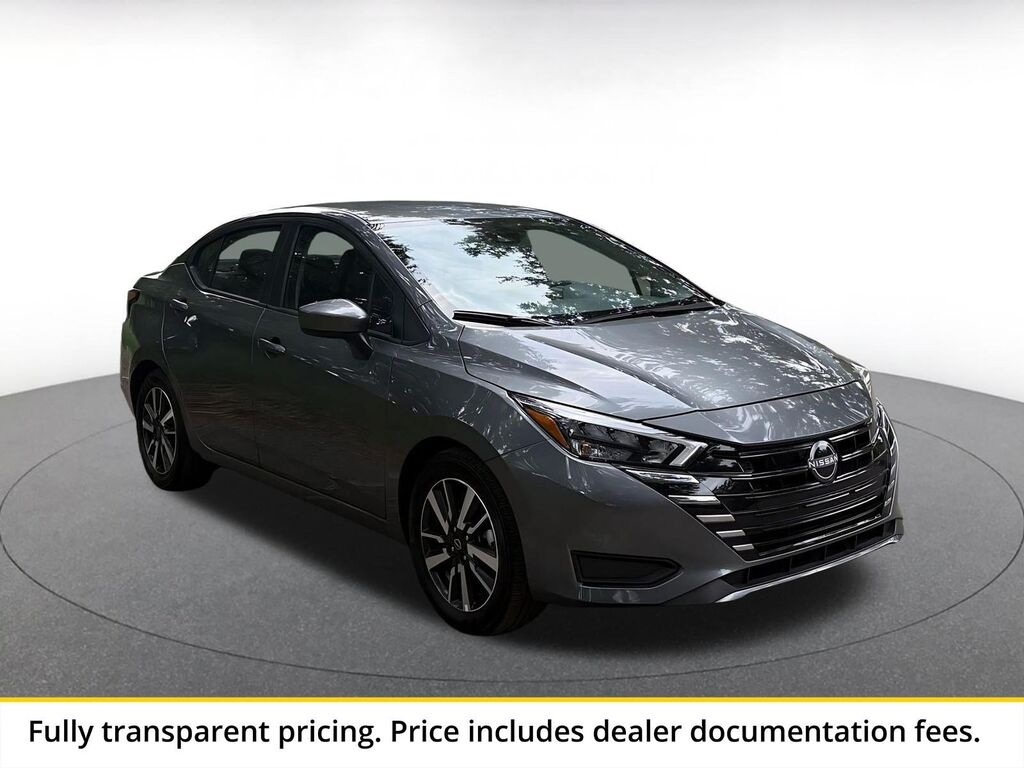 2025 Nissan Versa SV — photo 1 of 13