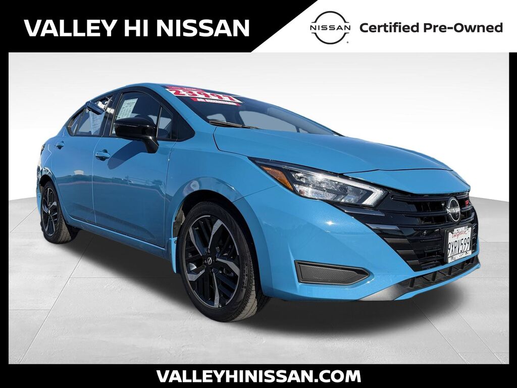 2025 Nissan Versa 1.6 SR — photo 1 of 13