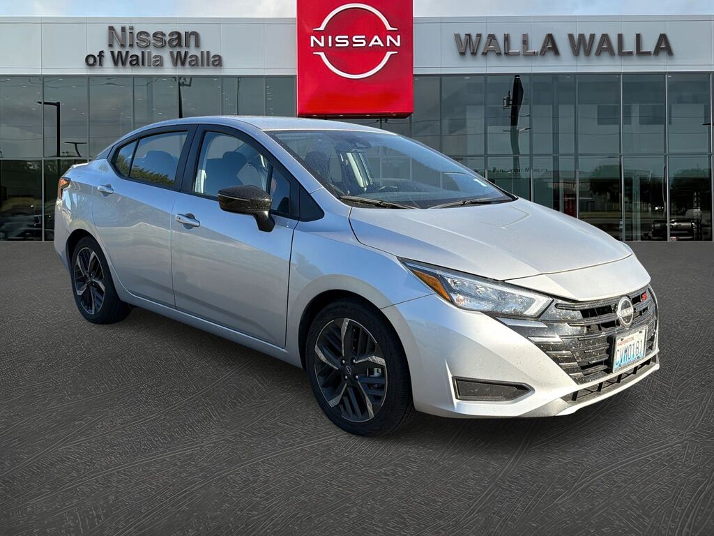2025 Nissan Versa — photo 1 of 12