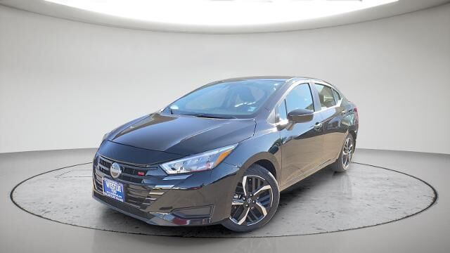 2025 Nissan Versa SR