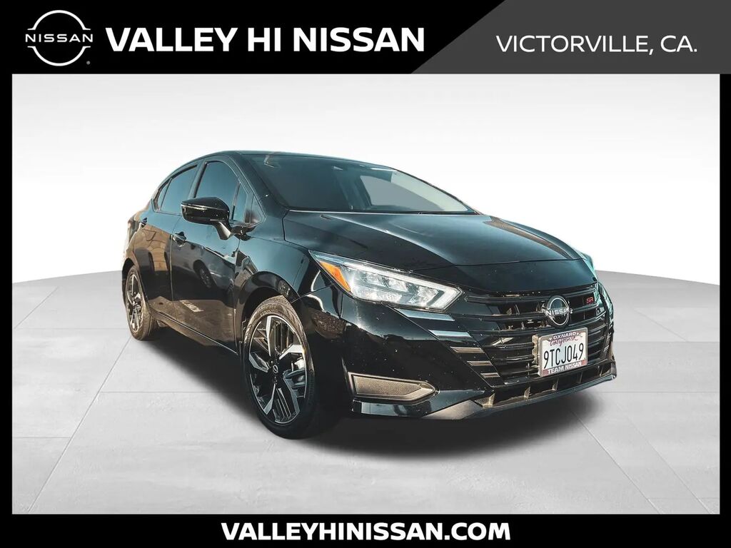2025 Nissan Versa SR — photo 1 of 1