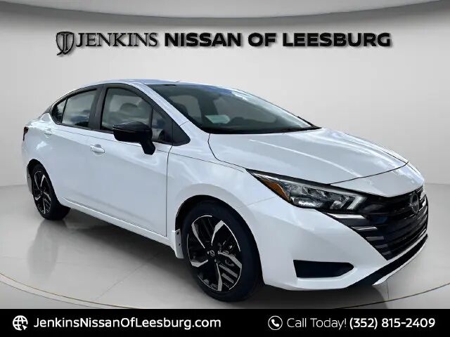 2025 Nissan Versa SR