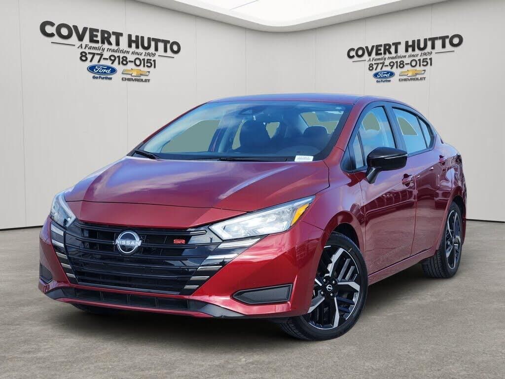 2024 Nissan Versa SR — photo 1 of 1