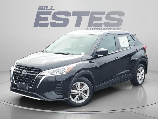 2023 Nissan Kicks S — photo 1 of 25