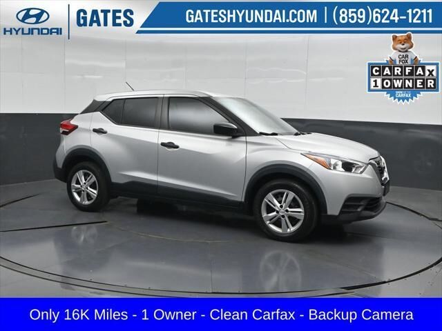 2020 Nissan Kicks S — photo 1 of 1