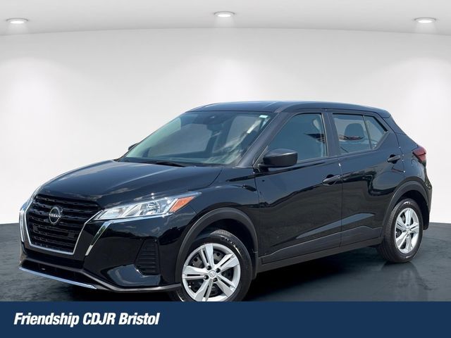2025 Nissan Kicks Play S — photo 1 of 1