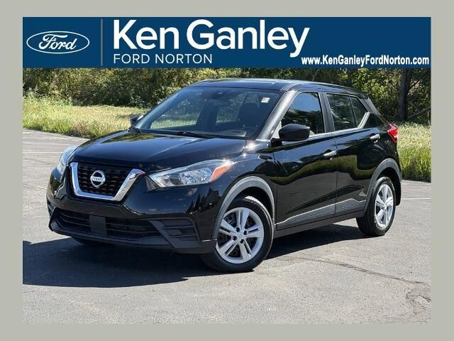 2020 Nissan Kicks S