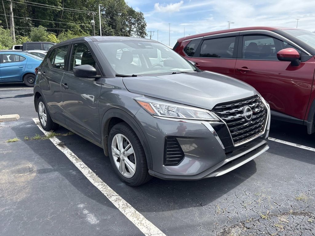 2024 Nissan Kicks — photo 1 of 7