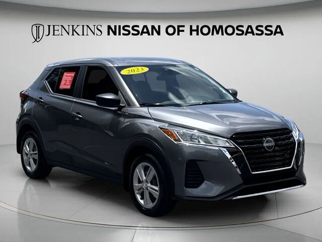 2023 Nissan Kicks S