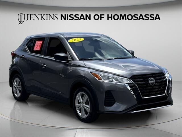 2023 Nissan Kicks S