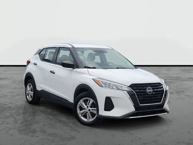 2024 Nissan Kicks S