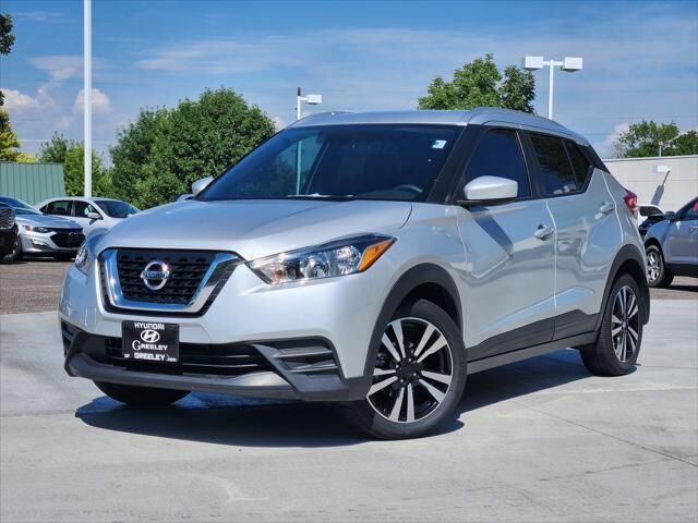 2019 Nissan Kicks SV — photo 1 of 7