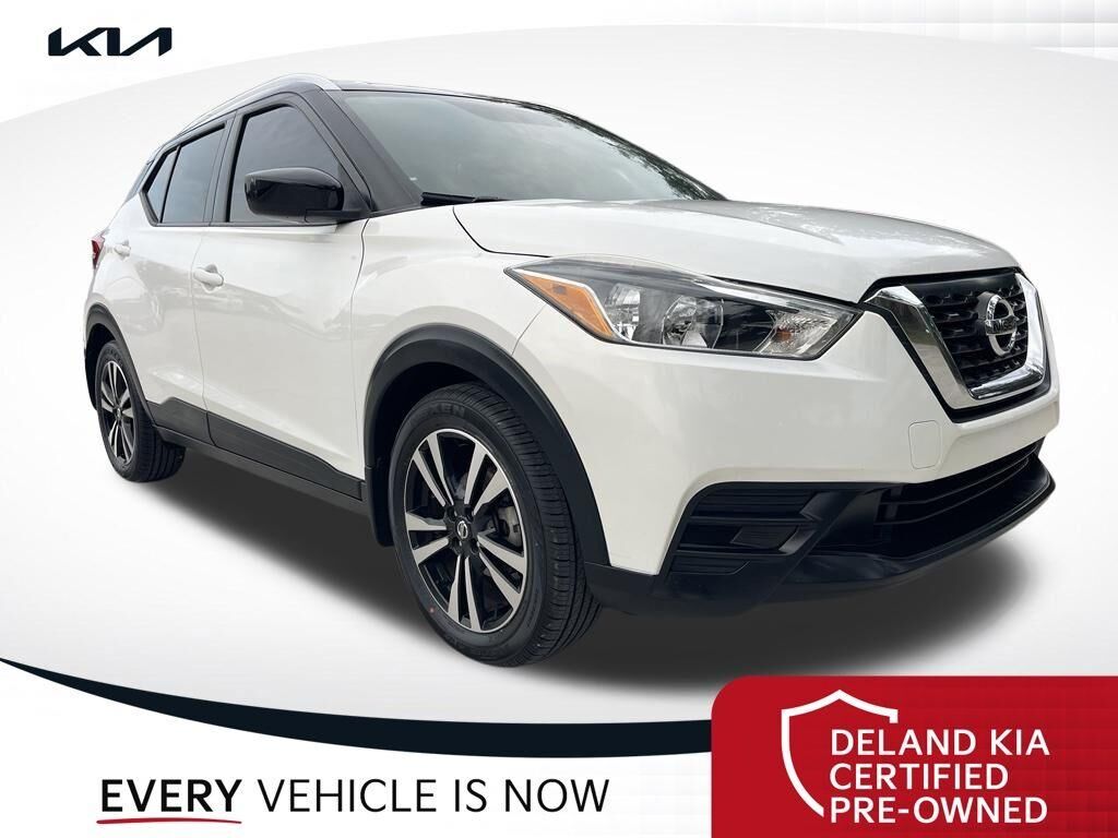 2018 Nissan Kicks S — photo 1 of 3