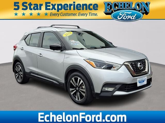 2019 Nissan Kicks S