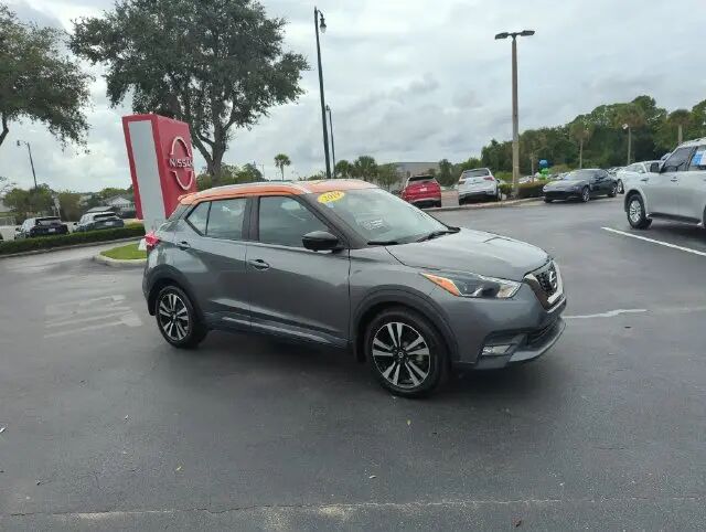 2019 Nissan Kicks S