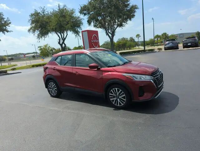2023 Nissan Kicks SV