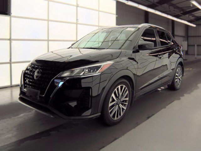 2023 Nissan Kicks SV — photo 1 of 6