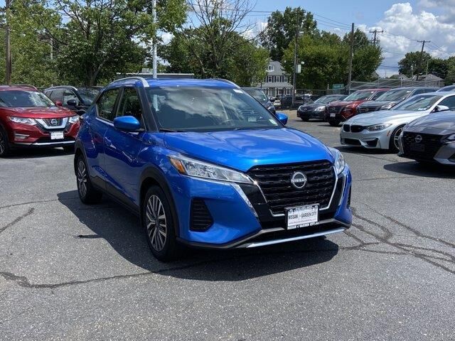 2023 Nissan Kicks SV — photo 1 of 26