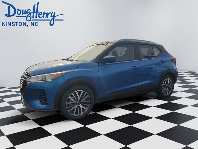 2024 Nissan Kicks SV — photo 1 of 13