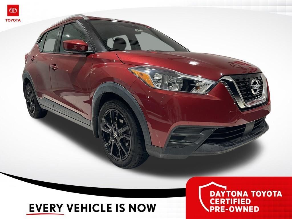 2020 Nissan Kicks SV — photo 1 of 20