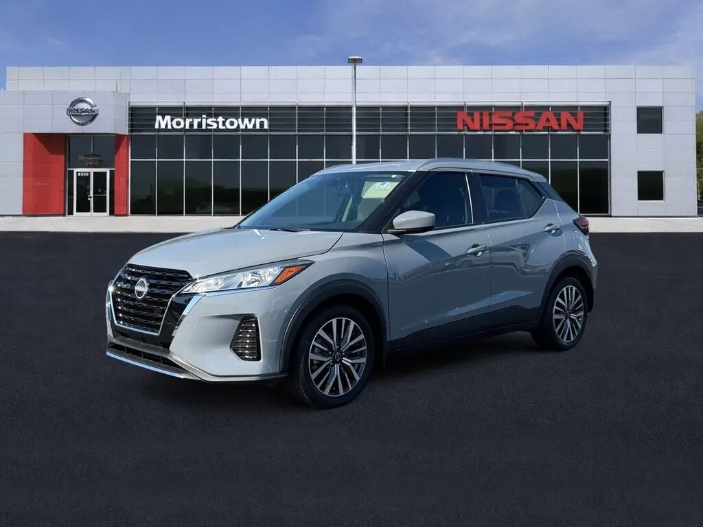 2023 Nissan Kicks SV — photo 1 of 27