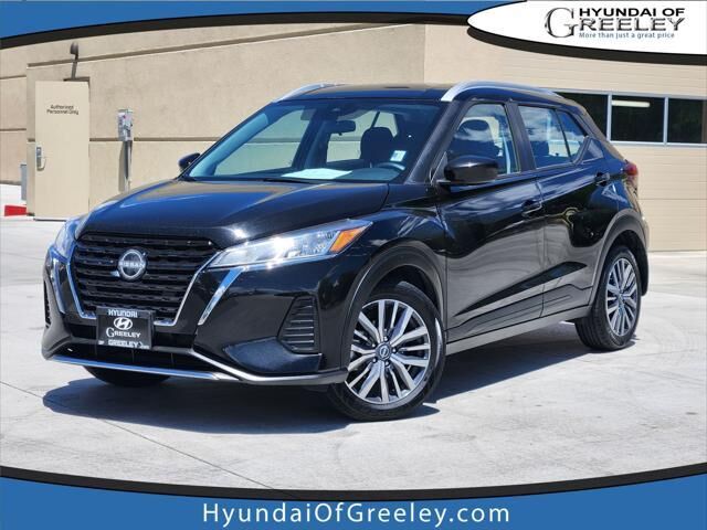 2023 Nissan Kicks SV — photo 1 of 14