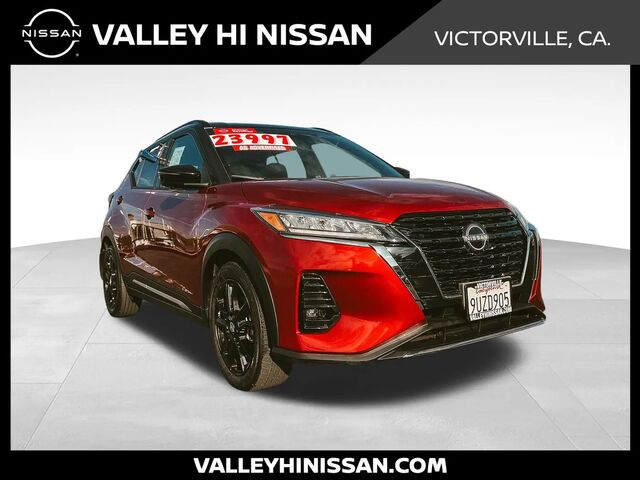 2023 Nissan Kicks SR