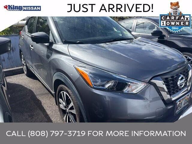 2020 Nissan Kicks SR