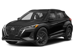 2022 Nissan Kicks SR